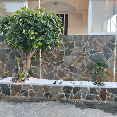 Flora House * Kremastí