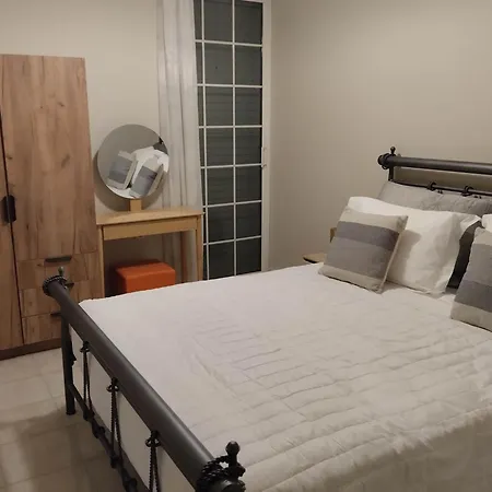 Flora House Tatil Evi Kremastí