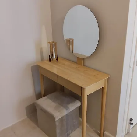 Flora House Tatil Evi