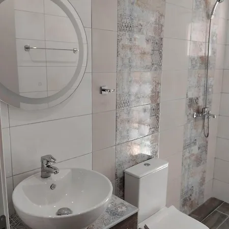 Flora House Tatil Evi