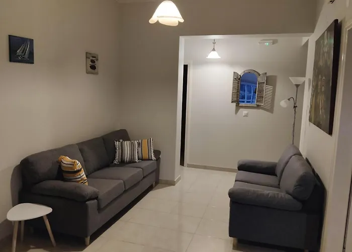 Сasa de vacaciones Flora House Kremastí