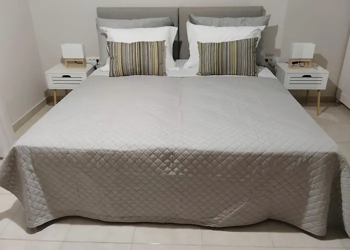 Flora House Сasa de vacaciones Kremastí