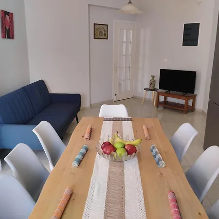 Flora House 度假居 Kremastí