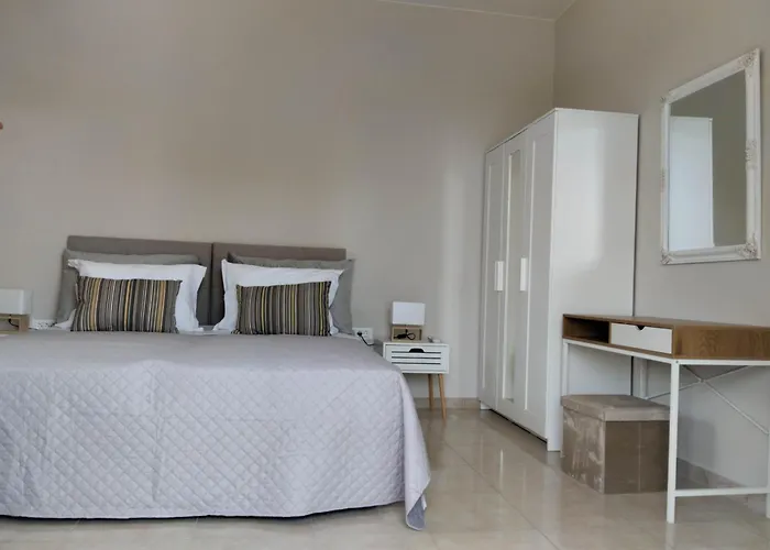 Flora House بيت للعطل